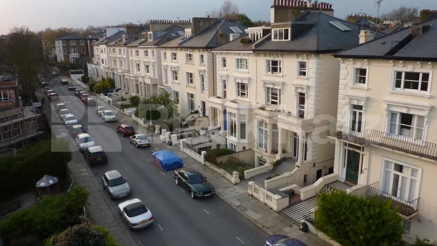 			NEW INSTRUCTION!, 1 Bedroom, 1 bath, 1 reception Flat			 Belsize Square, BELSIZE PARK